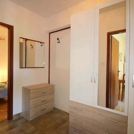 Apartment In Porec/istrien 10309 *