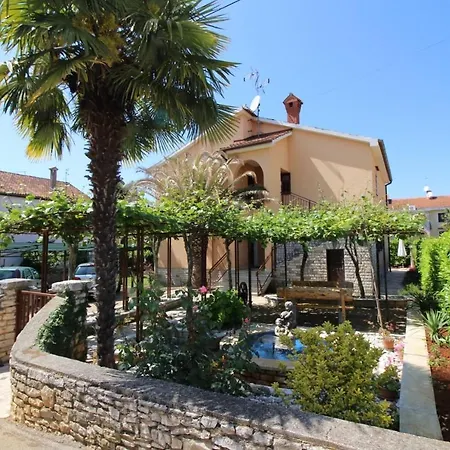 Apartment In Porec/istrien 10309